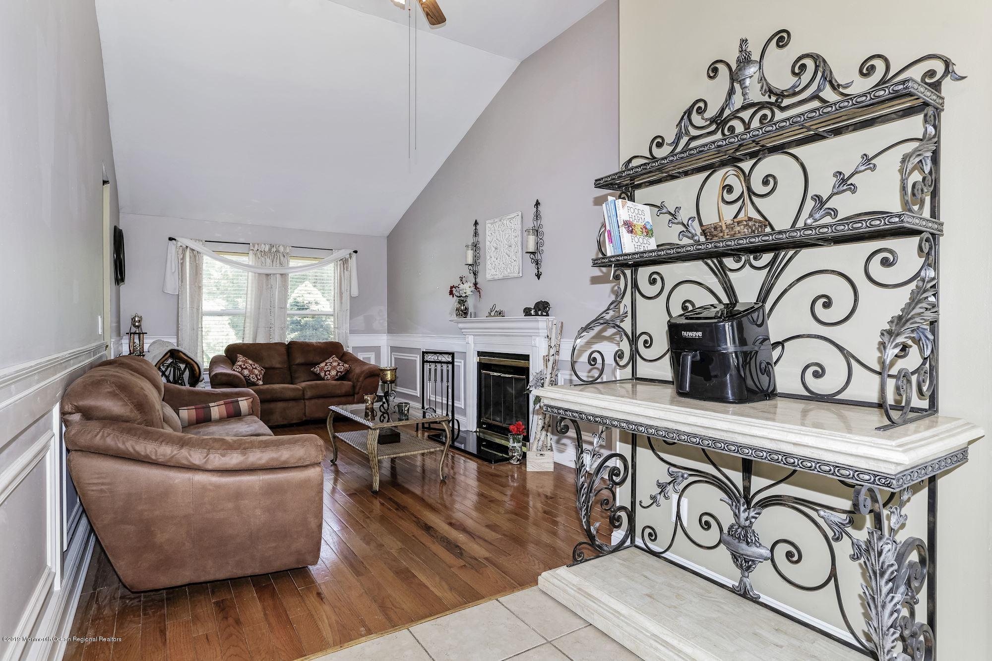 272 White Road Jackson, NJ 08527 - Photo 10 of 48 022_272_WHITE_RD_263612_447533