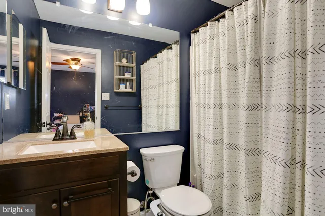 $2,550 | 8549 Towne Manor Court, Alexandria, VA 22309