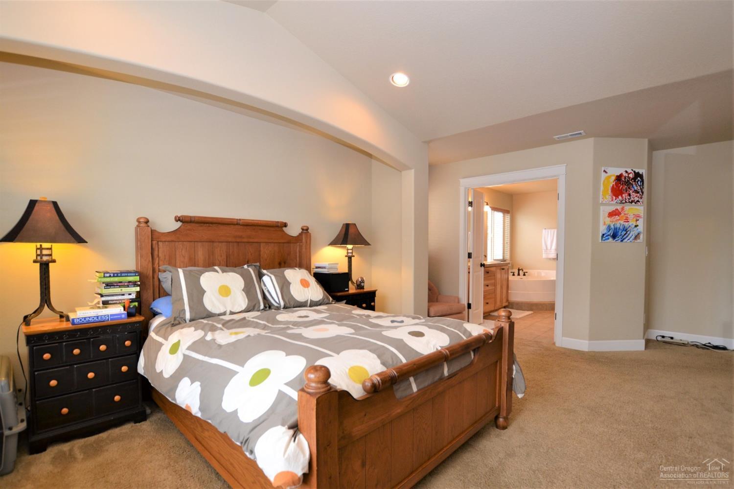 779 Northwest 28th Loop Redmond, OR 97756 - Photo 19 of 25 Additional Photo