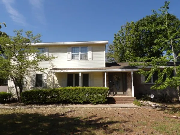 $2,250 | 917 9th Avenue South, North Myrtle Beach, SC 29582