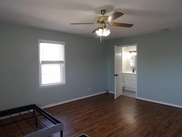 $2,250 | 917 9th Avenue South, North Myrtle Beach, SC 29582