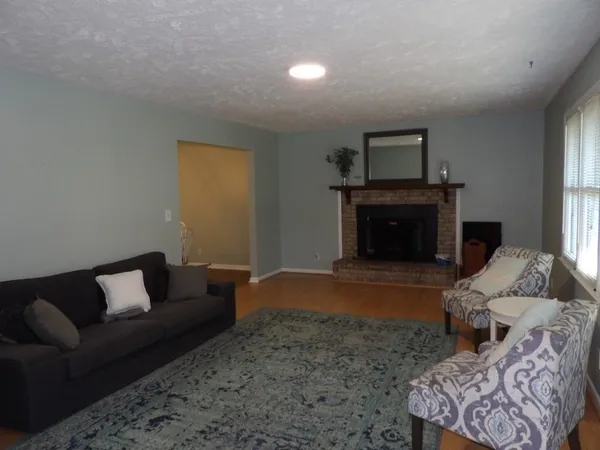 $2,250 | 917 9th Avenue South, North Myrtle Beach, SC 29582