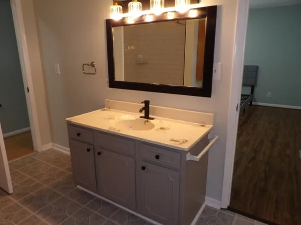 $2,250 | 917 9th Avenue South, North Myrtle Beach, SC 29582