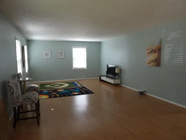 $2,250 | 917 9th Avenue South, North Myrtle Beach, SC 29582