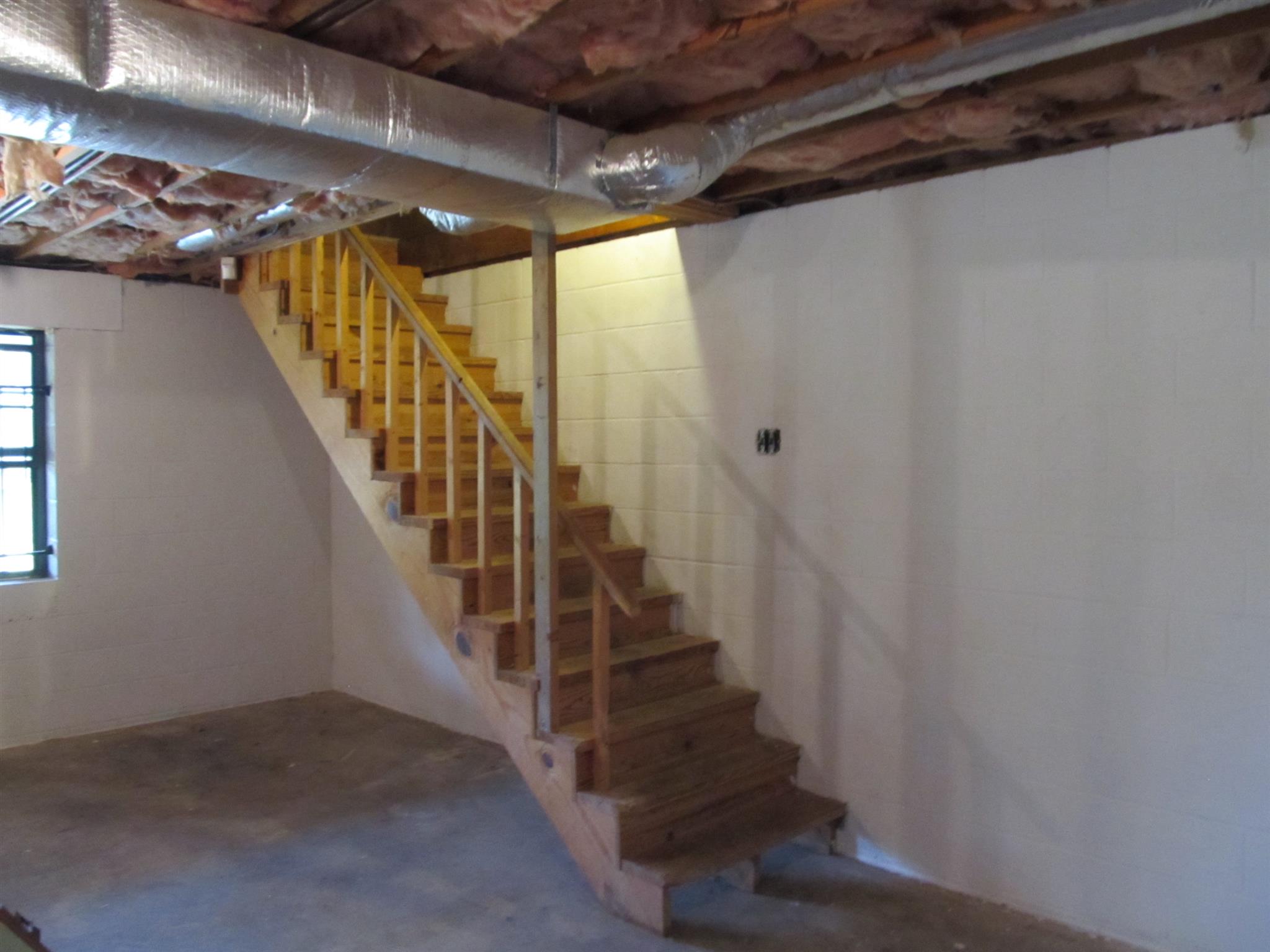 5452 Marion Road Cunningham, TN 37052 - Photo 10 of 15 a view of entryway