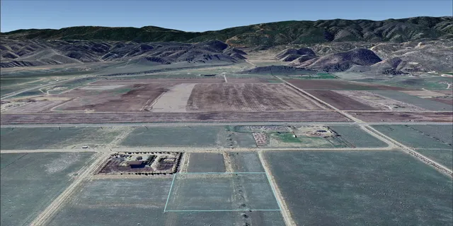 a view of stove top oven
