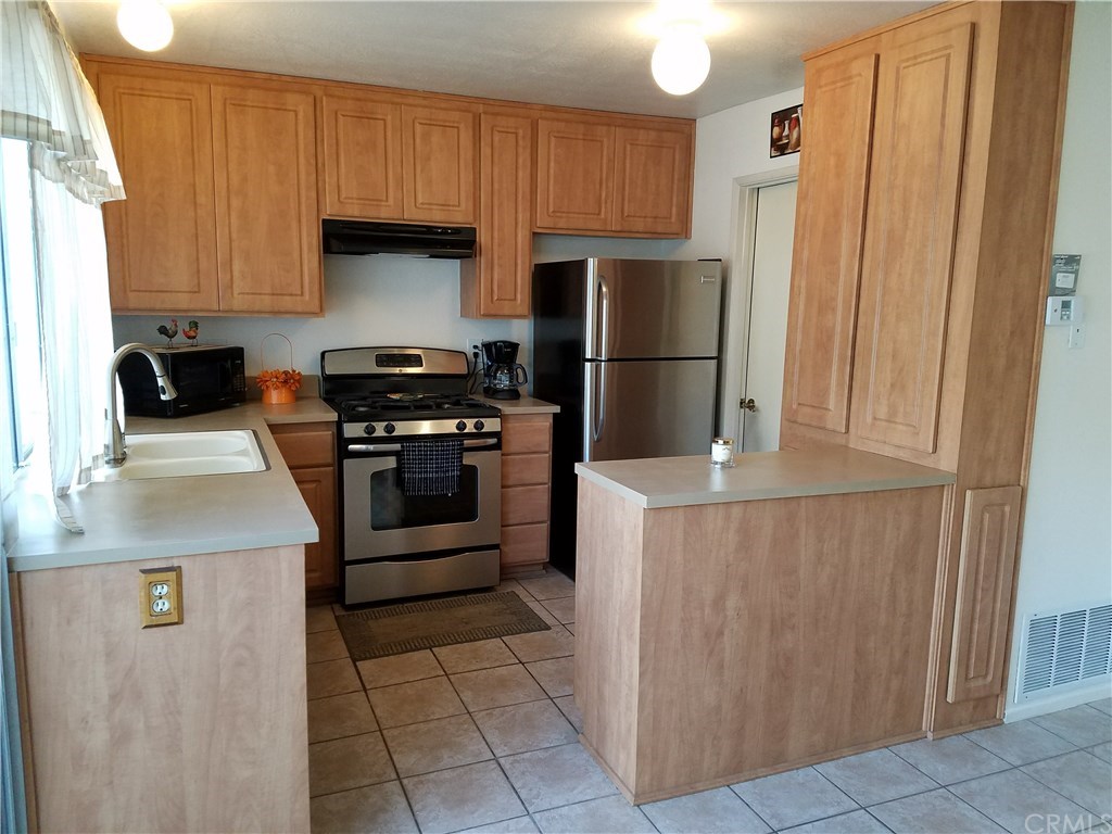 21075 Lycoming Street Diamond Bar, CA 91789 - Photo 10 of 12