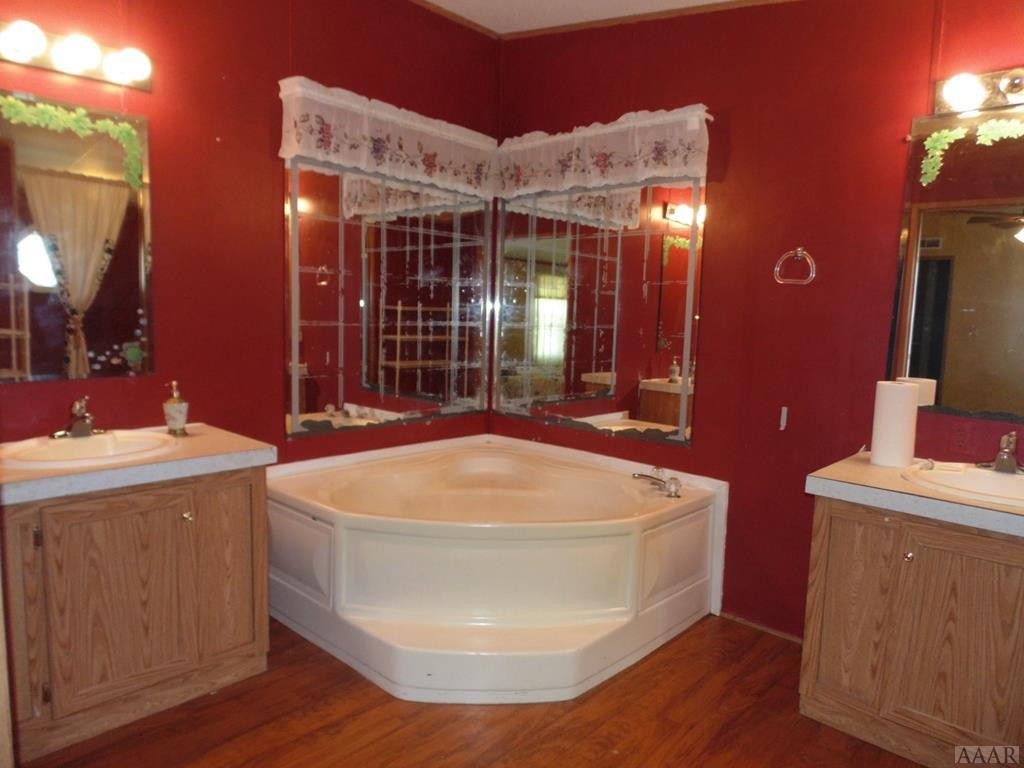 68 Whitehurst Road Gates, NC 27937 - Photo 11 of 30 MASTER BATH