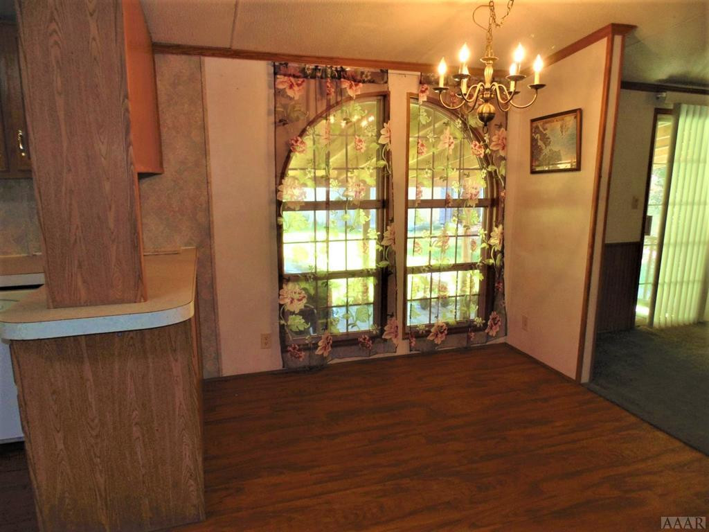 68 Whitehurst Road Gates, NC 27937 - Photo 5 of 30 BREAKFAST AREA
