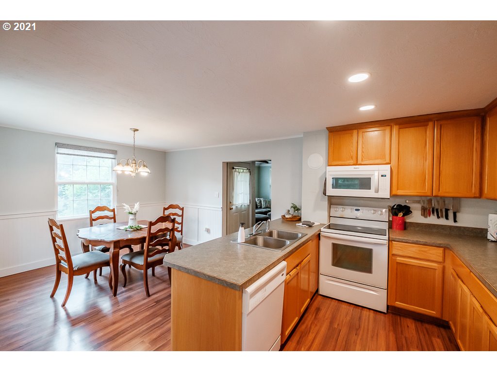 39800 Gilbert Creek Road Willamina, OR 97396 - Photo 15 of 30 Gallery Image 15