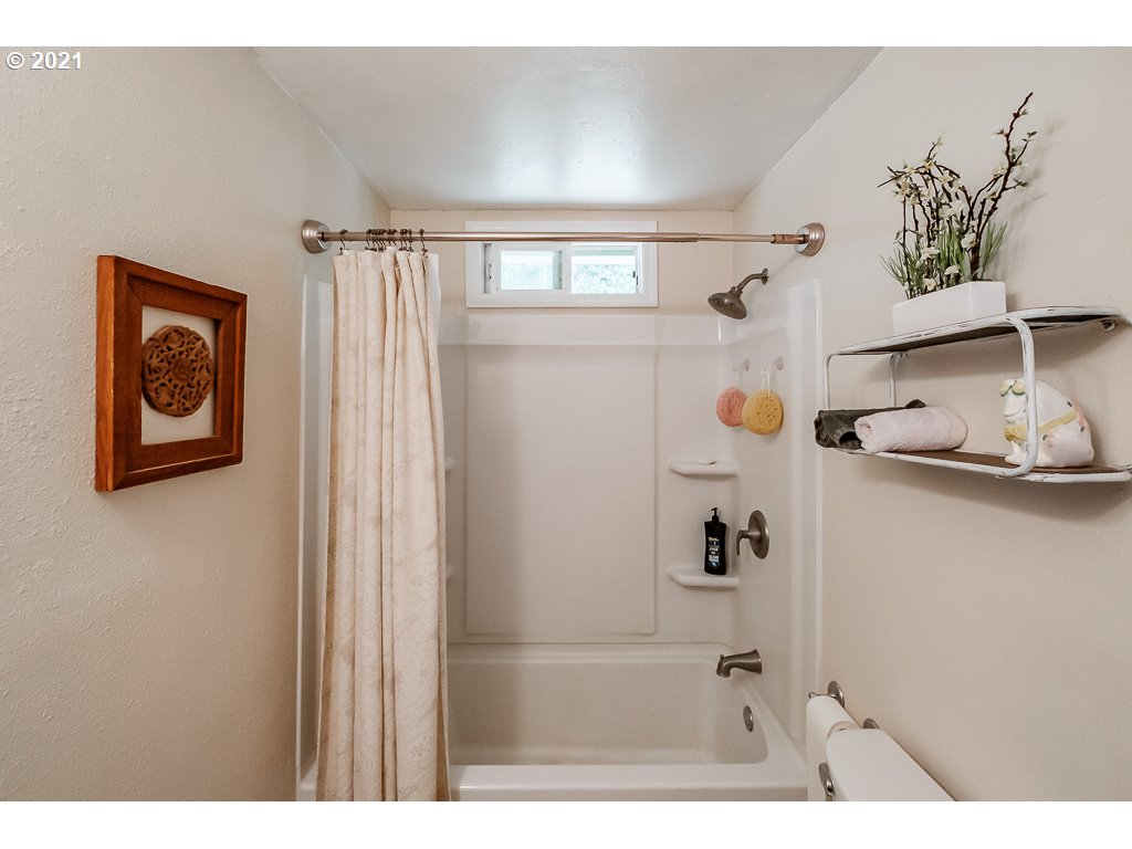 39800 Gilbert Creek Road Willamina, OR 97396 - Photo 19 of 30 Gallery Image 19