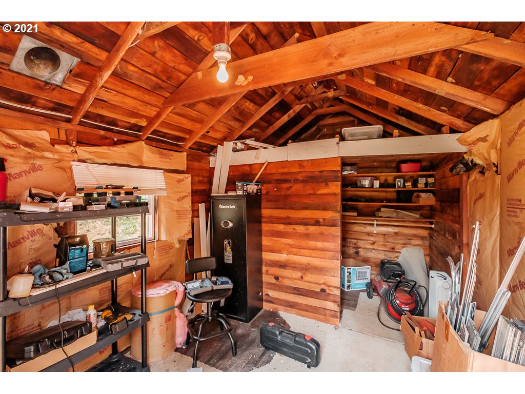 39800 Gilbert Creek Road Willamina, OR 97396 - Photo 26 of 30 Gallery Image 26