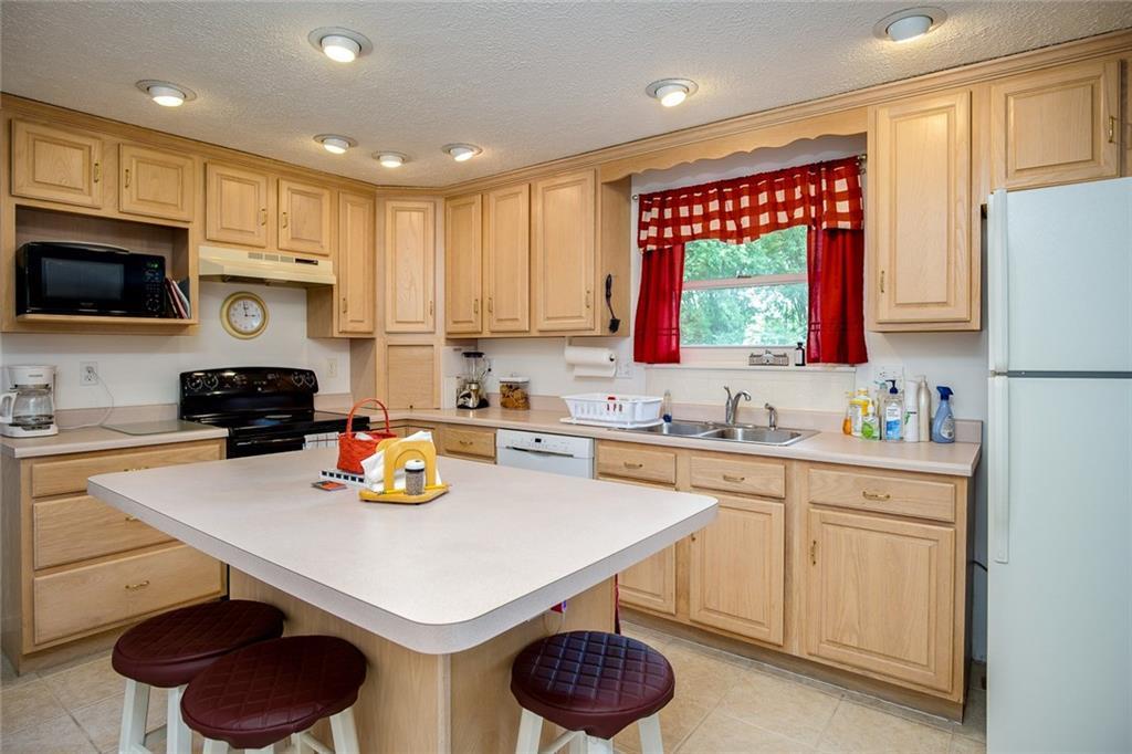 3341 West Jackson Road Springfield, OH 45502 - Photo 8 of 23