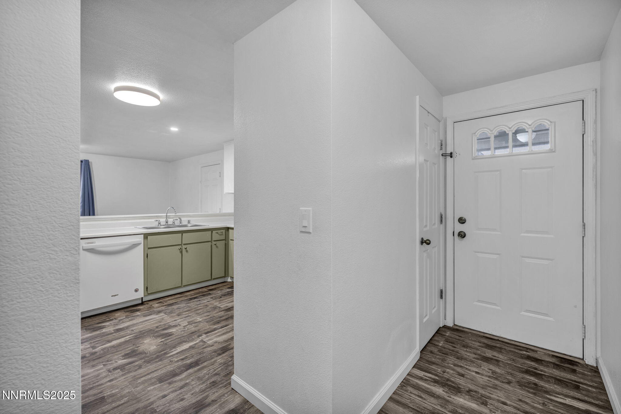 109 Empire Road Dayton, NV 89403 - Photo 4 of 31 MLS4