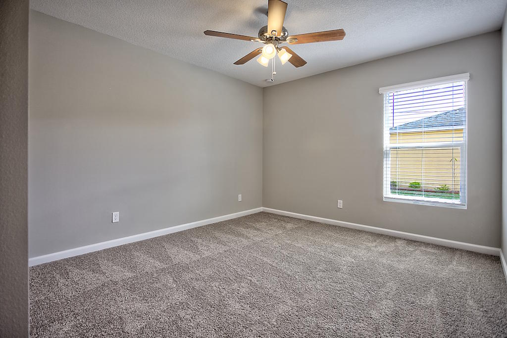 1475 Southwest Del Rio Boulevard Port St. Lucie, FL 34953 - Photo 14 of 20 IMG_0133