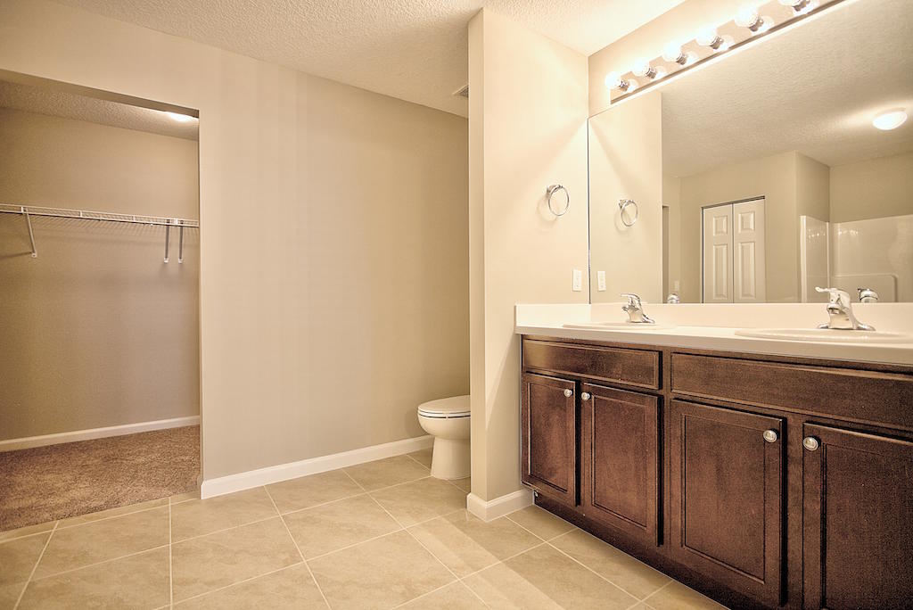 1475 Southwest Del Rio Boulevard Port St. Lucie, FL 34953 - Photo 16 of 20 IMG_0139