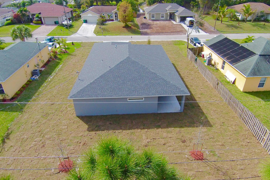 1475 Southwest Del Rio Boulevard Port St. Lucie, FL 34953 - Photo 3 of 20 DJI03116