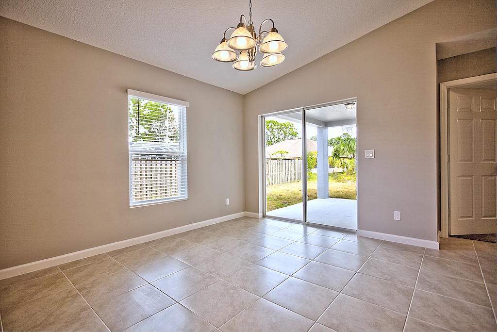 1475 Southwest Del Rio Boulevard Port St. Lucie, FL 34953 - Photo 8 of 20 IMG_0115