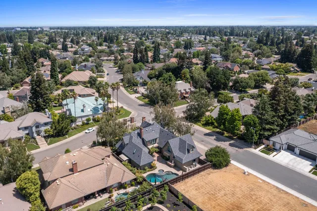 $1,399,950 | 2410 Brittany Court, Lodi, CA 95242