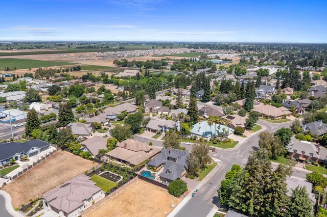 $1,399,950 | 2410 Brittany Court, Lodi, CA 95242