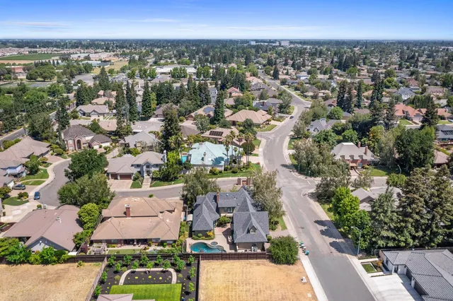 $1,399,950 | 2410 Brittany Court, Lodi, CA 95242