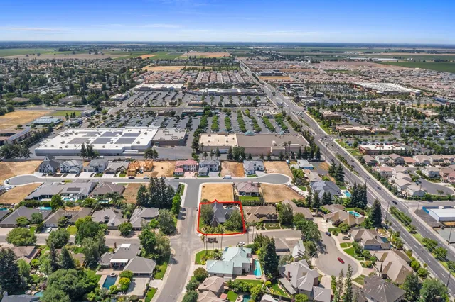 $1,399,950 | 2410 Brittany Court, Lodi, CA 95242