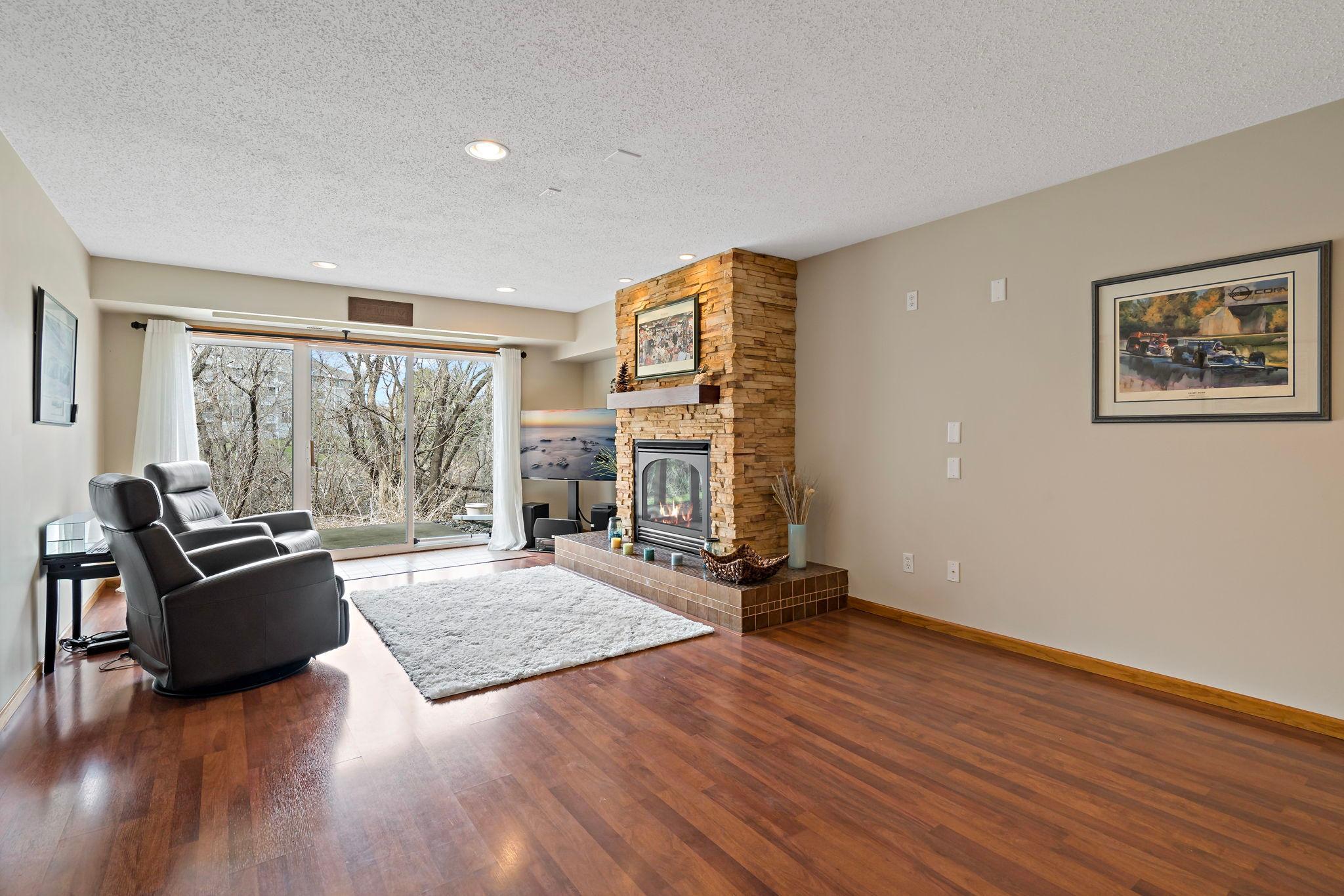 15585 Cherry Path Rosemount, MN 55068 - Photo 33 of 45