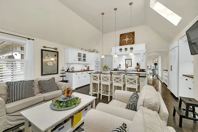 $769,900 | 719 Stonebridge Road, Frankfort, IL 60423