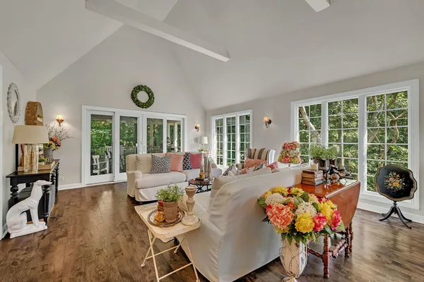$769,900 | 719 Stonebridge Road, Frankfort, IL 60423