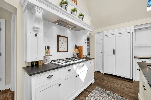 $769,900 | 719 Stonebridge Road, Frankfort, IL 60423