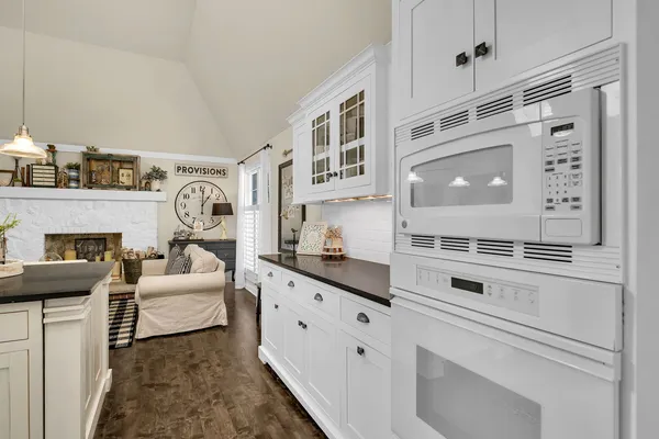 $769,900 | 719 Stonebridge Road, Frankfort, IL 60423