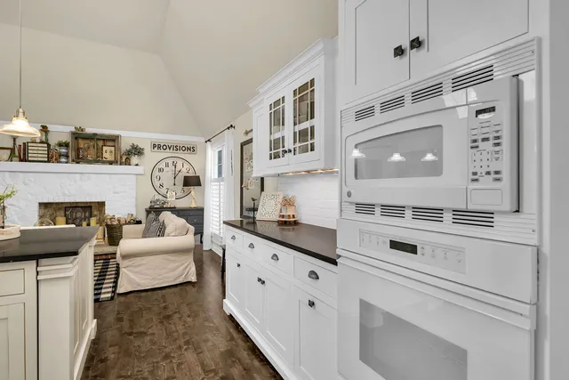 $769,900 | 719 Stonebridge Road, Frankfort, IL 60423