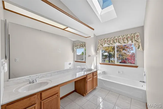 $370,000 | 790 Seven Hills Lane, St. Charles, MO 63304