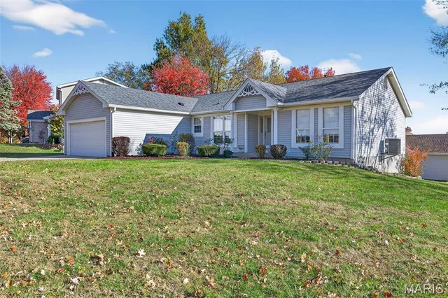 $370,000 | 790 Seven Hills Lane, St. Charles, MO 63304