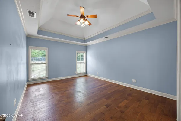 $449,900 | 344 Country Chase Drive, Jackson, TN 38305