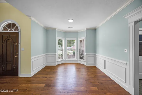 $449,900 | 344 Country Chase Drive, Jackson, TN 38305