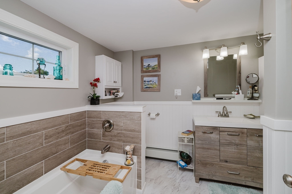 20 Gault Road Wareham, MA 02576 - Photo 22 of 43