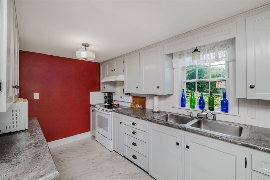 20 Gault Road Wareham, MA 02576 - Photo 5 of 43