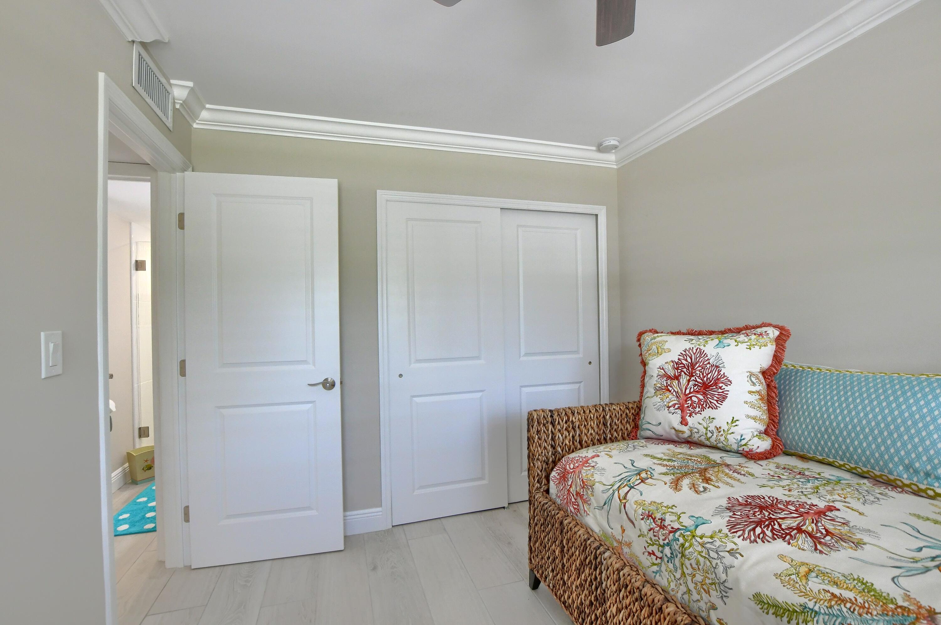 5900 Northeast 7th Avenue, Unit 202N Boca Raton, FL 33487 - Photo 21 of 37 45_ebf_0665-hdr(5)