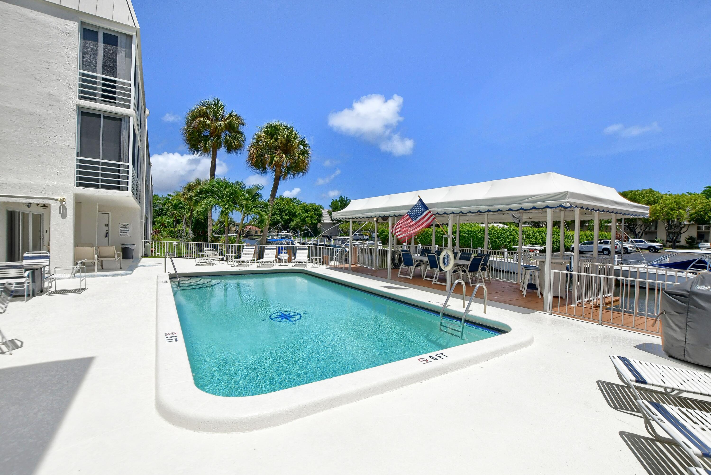 5900 Northeast 7th Avenue, Unit 202N Boca Raton, FL 33487 - Photo 24 of 37 49_ebf_0685-hdr(5)