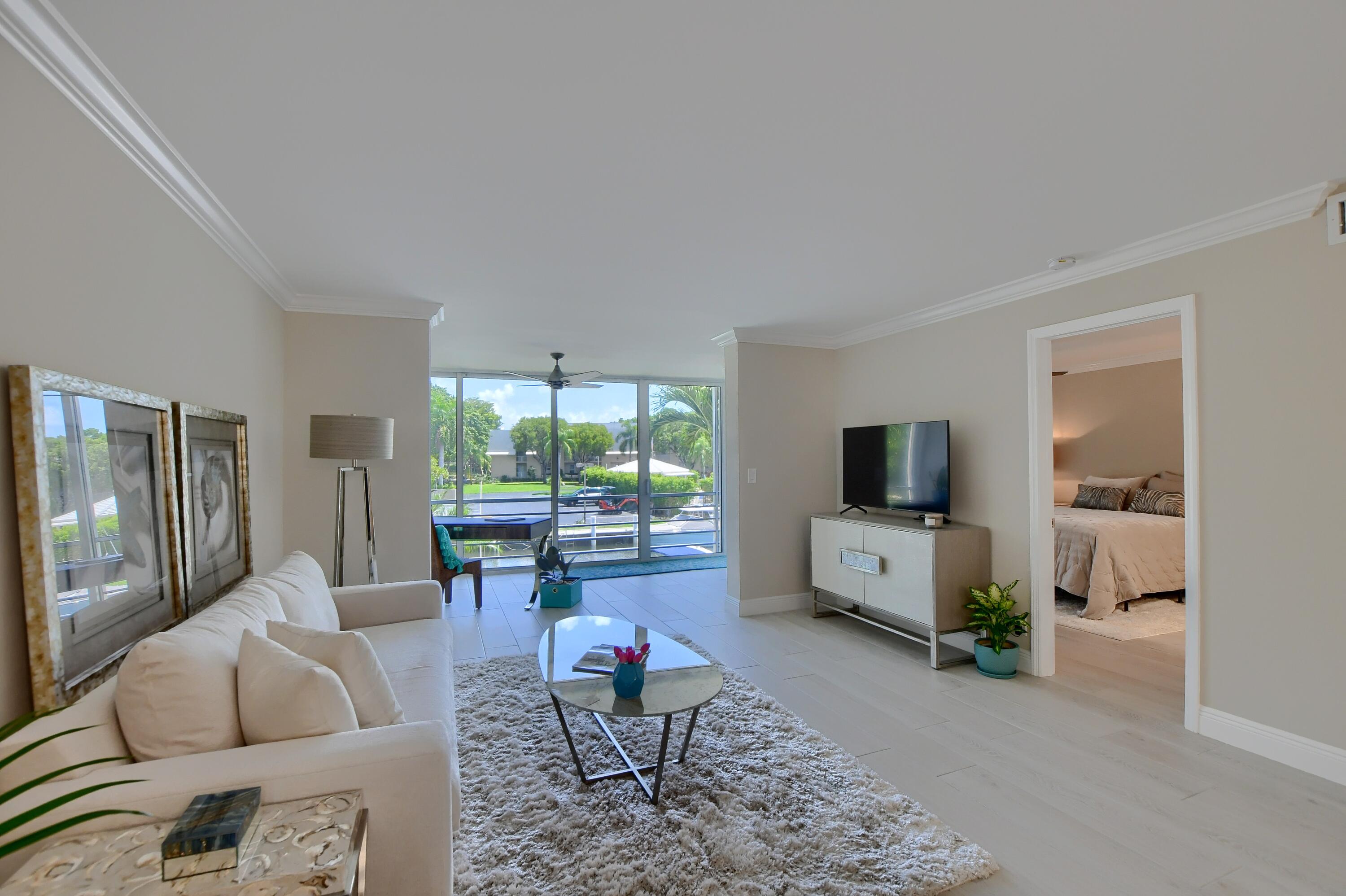 5900 Northeast 7th Avenue, Unit 202N Boca Raton, FL 33487 - Photo 7 of 37 28_ebf_0574-hdr(5)