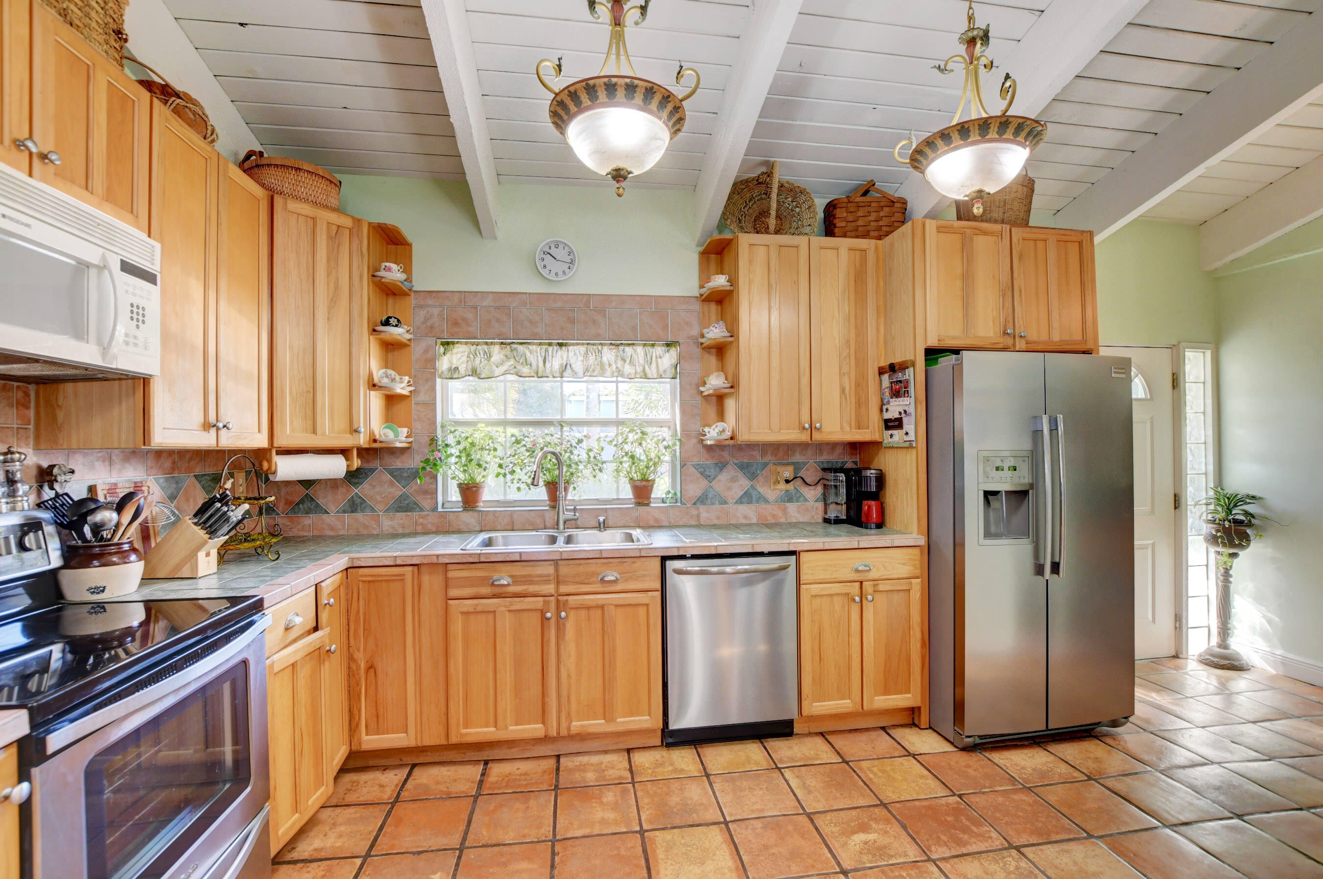 2560 Bessie Street Delray Beach, FL 33444 - Photo 18 of 62 EBF_7360And4more