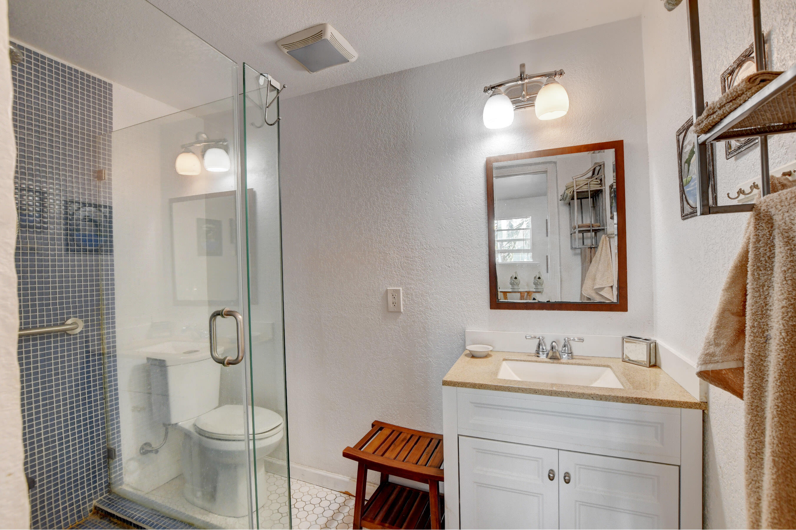 2560 Bessie Street Delray Beach, FL 33444 - Photo 36 of 62 EBF_7455And4more
