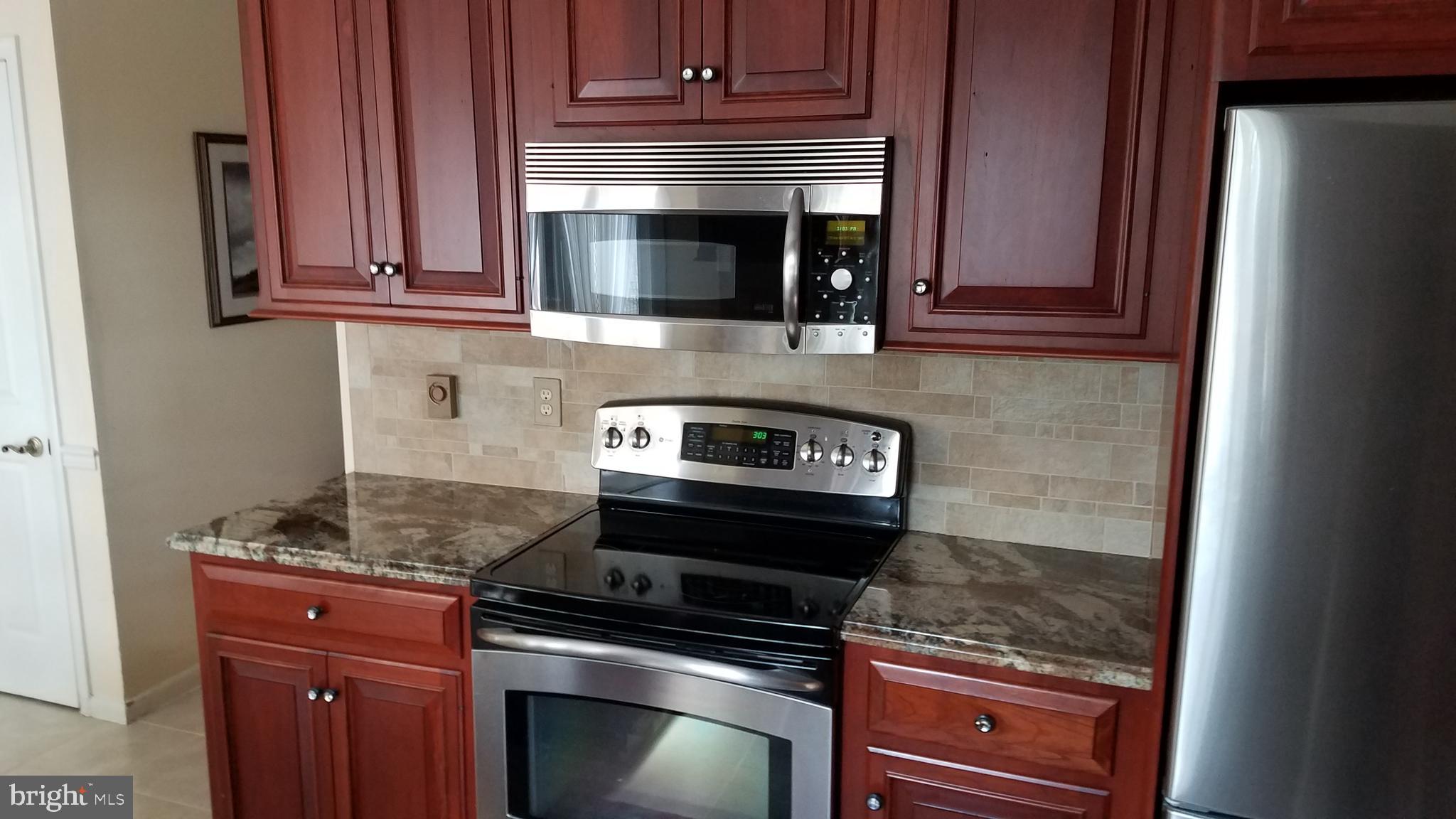 6175 Bell Road Harrisburg, PA 17111 - Photo 18 of 45 Totally Renovated Kitchen