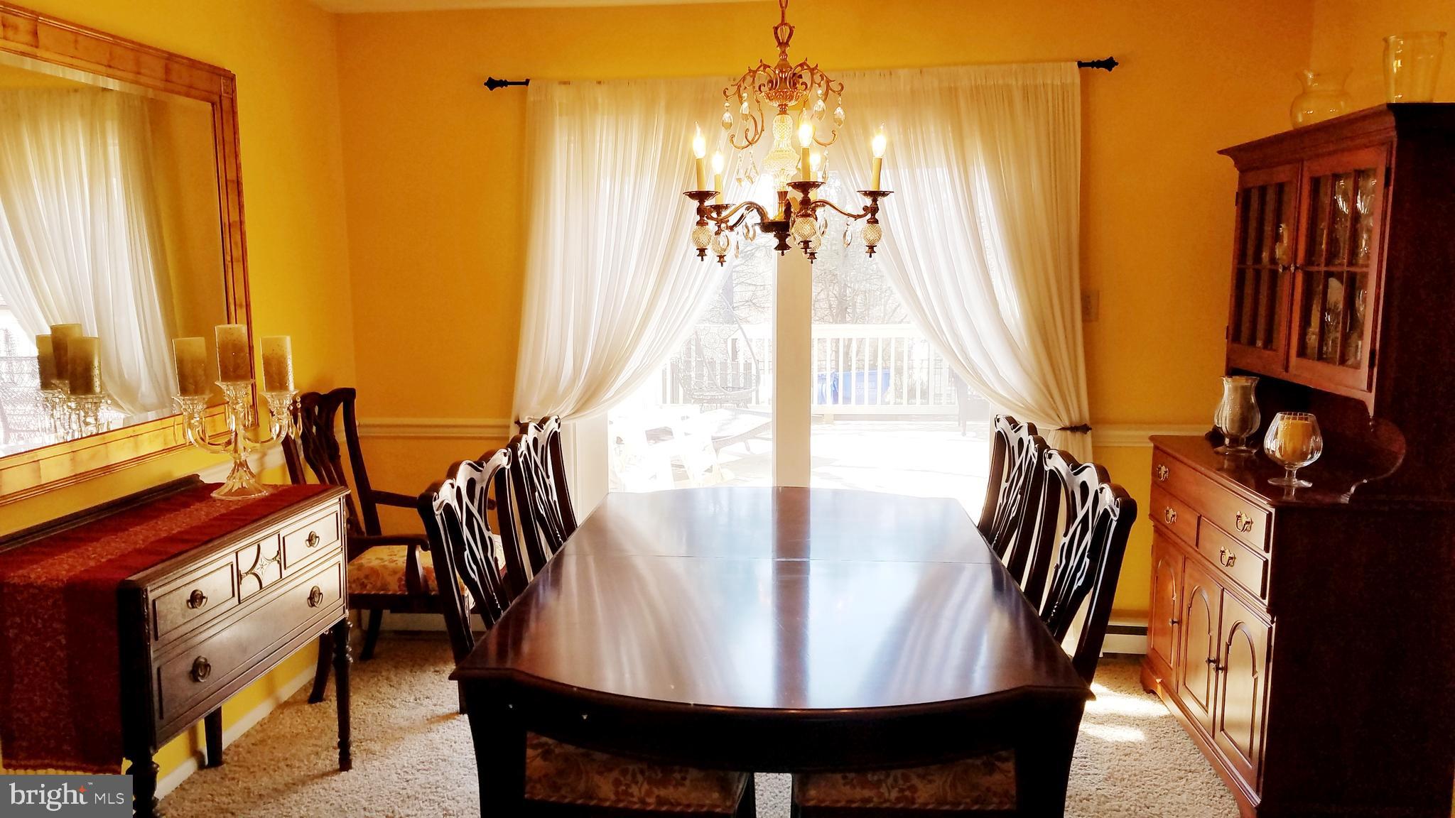 6175 Bell Road Harrisburg, PA 17111 - Photo 24 of 45 Dining Room