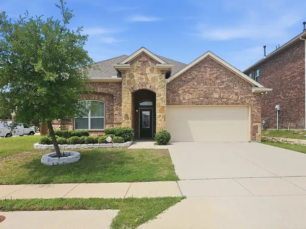 $2,900 | 3401 Rosewood Lane, Sachse, TX 75048