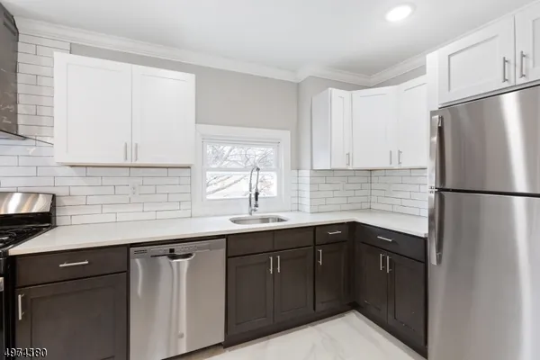 $2,400 | 119 Roosevelt Avenue, Unit B, Cranford, NJ 07016