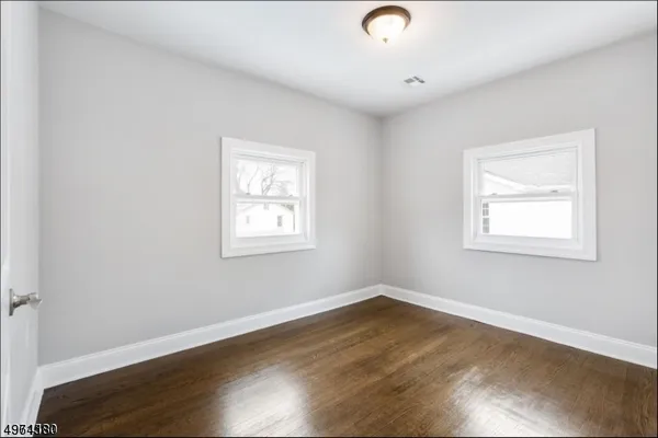 $2,400 | 119 Roosevelt Avenue, Unit B, Cranford, NJ 07016
