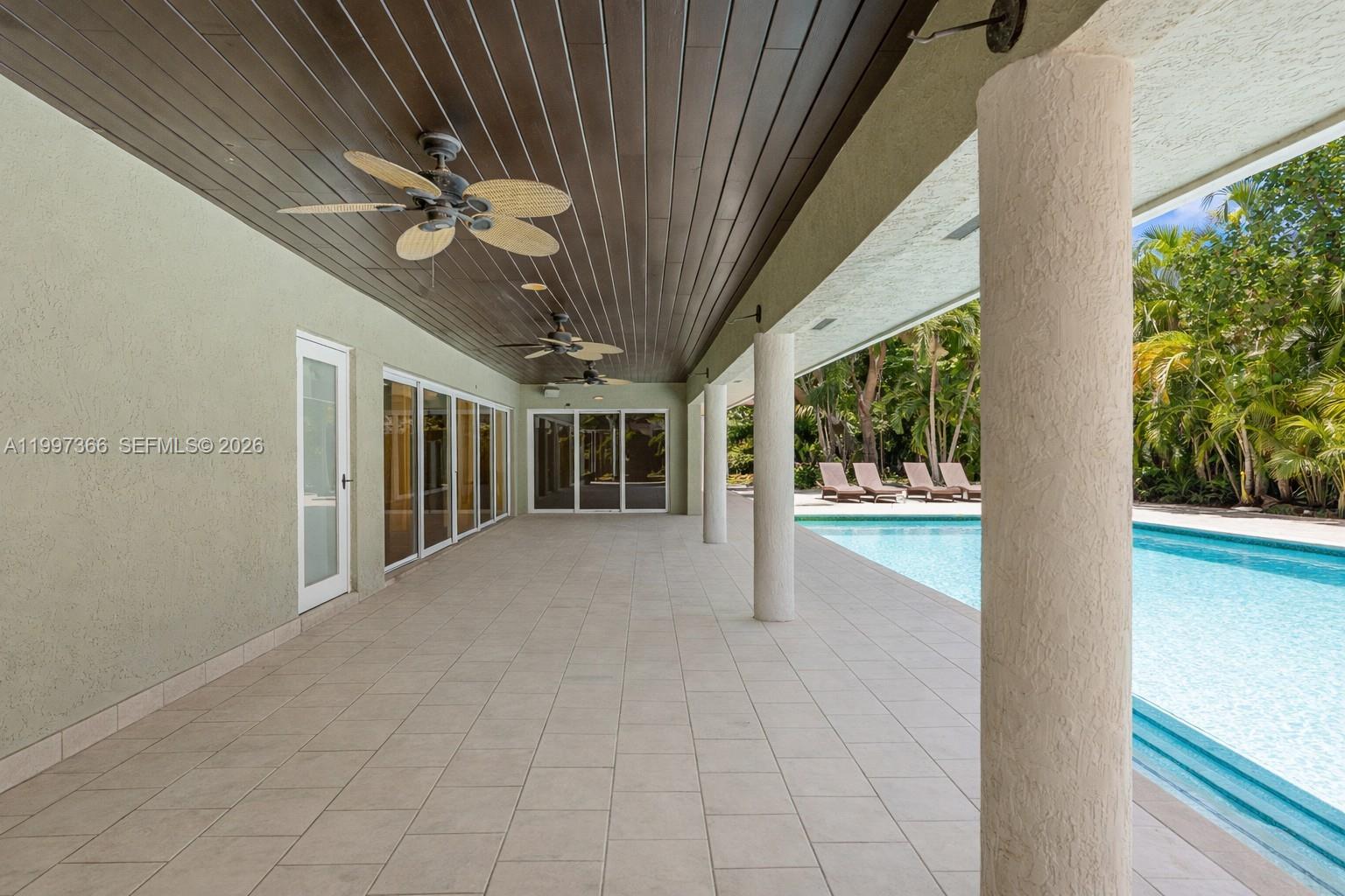 7990 Southwest 76th Avenue Miami, FL 33143 - Photo 11 of 18