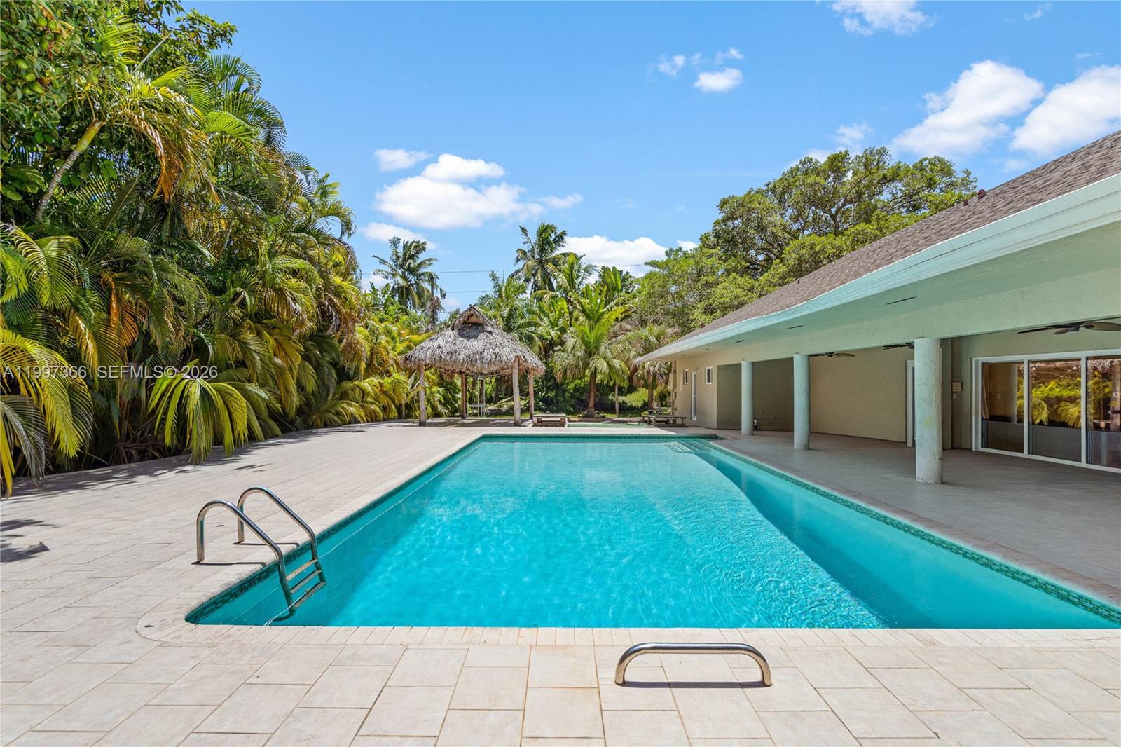 7990 Southwest 76th Avenue Miami, FL 33143 - Photo 18 of 18